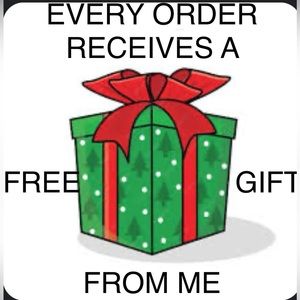 🎁 FREE GIFT WITH EVERY ORDER! 🎁🎁🎁🎄🌲🎅🤶